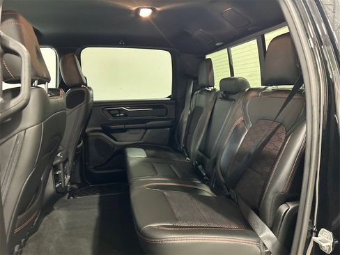 Certified 2022 RAM 1500 Big Horn w/ Built-to-serve Edition image 33