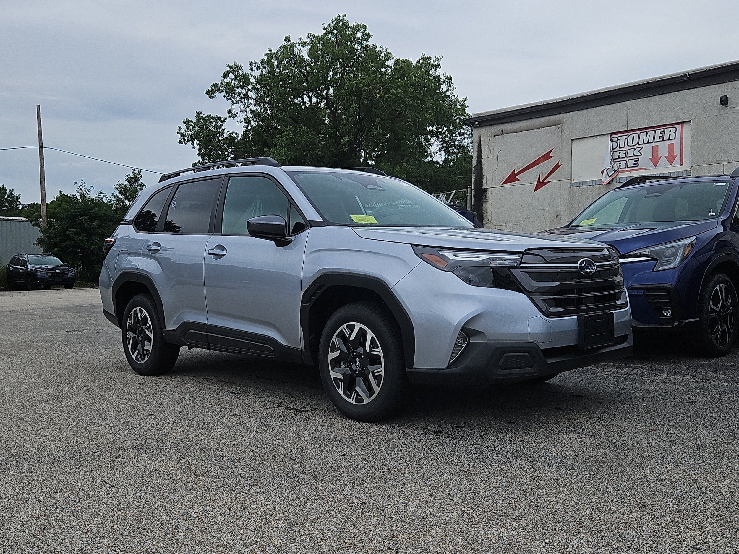 New 2026 Subaru Forester Premium AWD/4WD image 1