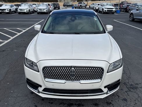 Used 2017 Lincoln Continental Select w/ Continental Climate Package image 9