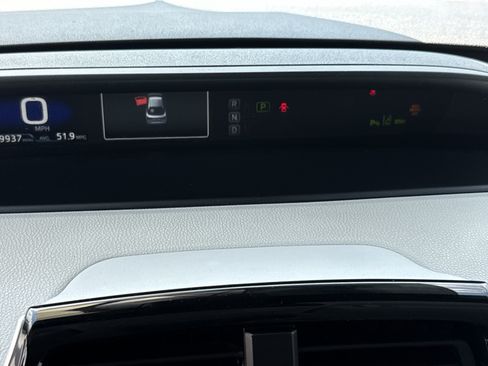 Used 2022 Toyota Prius LE FWD image 21