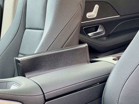 Certified 2026 Mercedes-Benz GLS 450 4MATIC image 36