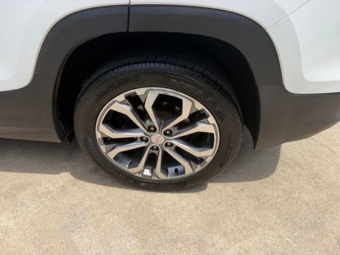Used 2019 GMC Terrain SLT w/ Preferred Package AWD/4WD image 34