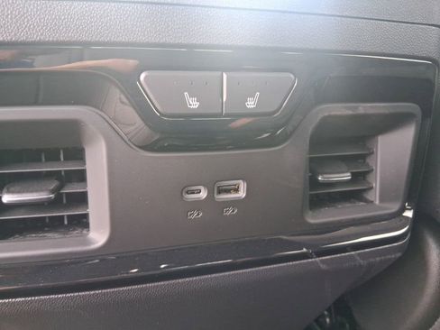 Used 2026 Chevrolet Silverado 1500 ZR2 AWD/4WD image 15