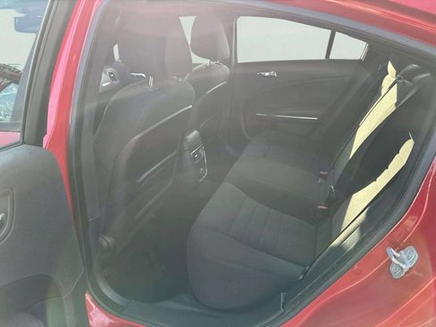 Used 2012 Dodge Charger SE w/ Sport Appearance Group image 10