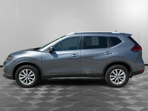 Used 2018 Nissan Rogue SV w/ Premium Package AWD/4WD image 2