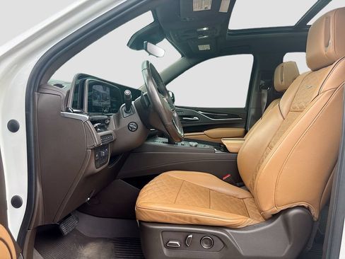 Used 2021 Cadillac Escalade Sport w/ Driver Assist Tech Package AWD/4WD image 42