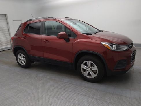 Used 2022 Chevrolet Trax LT w/ Driver Confidence Package AWD/4WD image 11