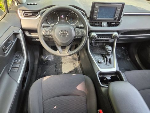 Used 2019 Toyota RAV4 LE w/ Carpet Mat Package AWD/4WD image 9