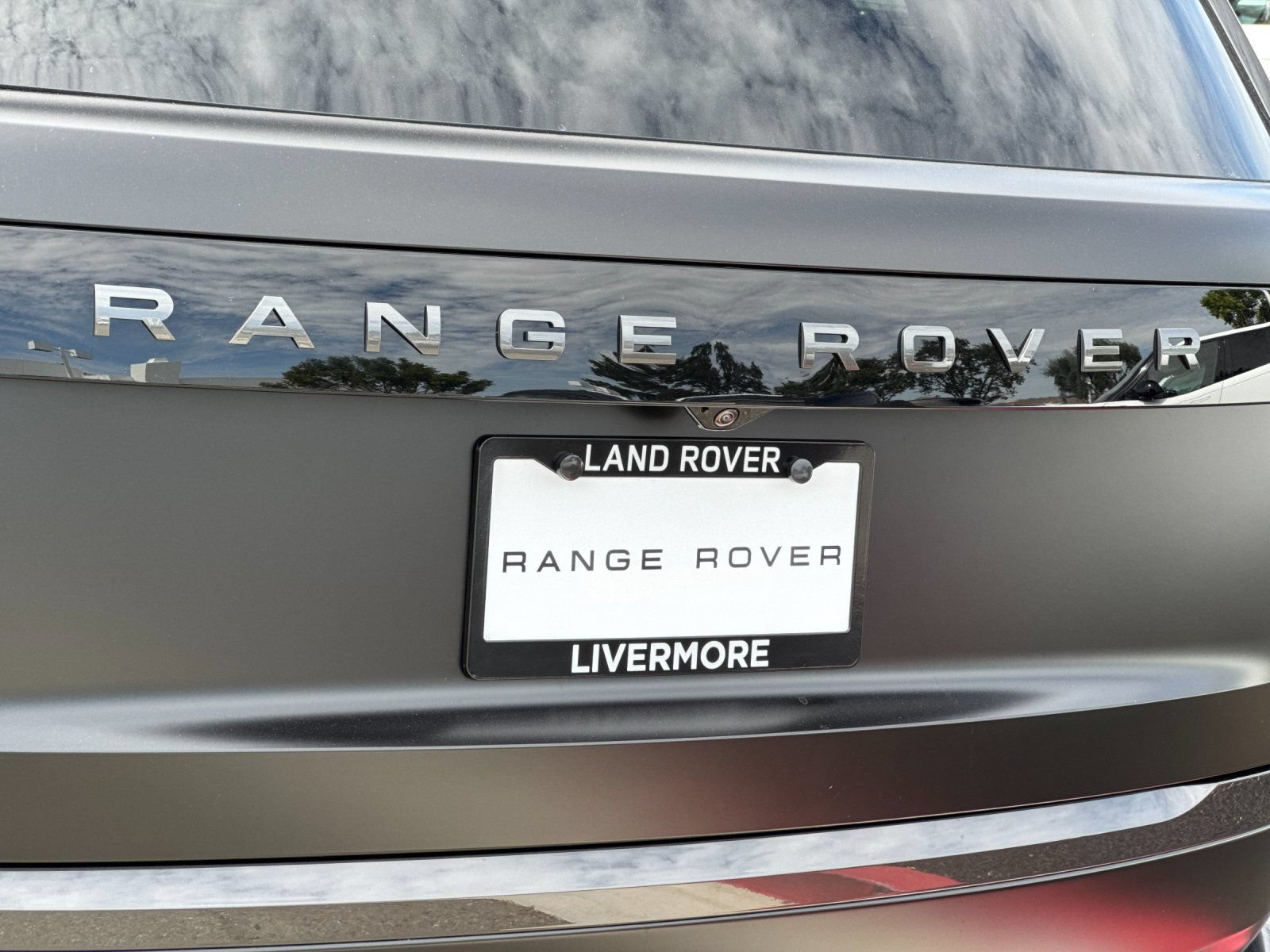 New 2026 Land Rover Range Rover Long Wheelbase SE AWD/4WD image 27