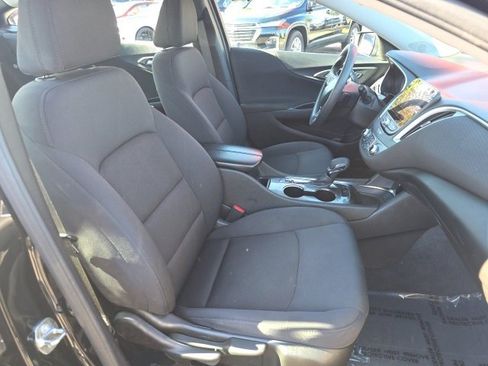 Used 2022 Chevrolet Malibu LT image 12