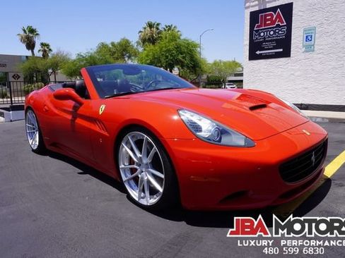 Used 2014 Ferrari California RWD image 84