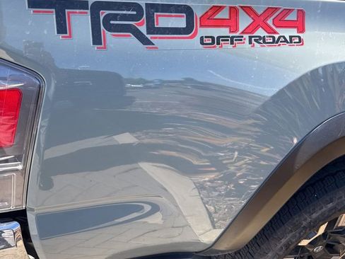Used 2023 Toyota Tacoma TRD Off-Road AWD/4WD image 7
