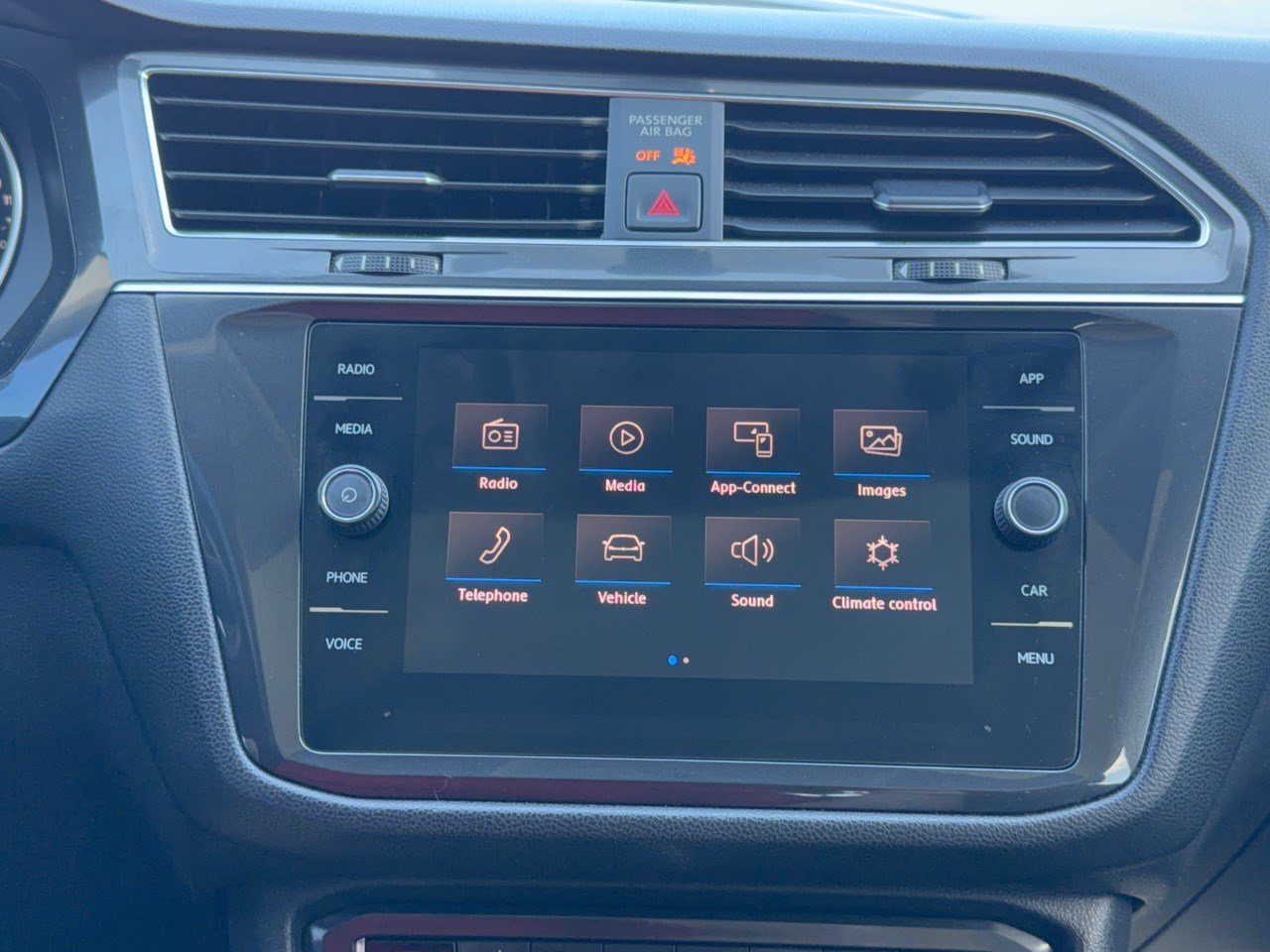 Used 2019 Volkswagen Tiguan S FWD image 23