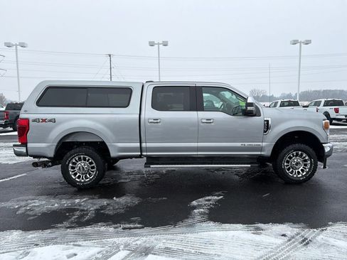 Used 2020 Ford F350 XLT w/ XLT Premium Package image 6
