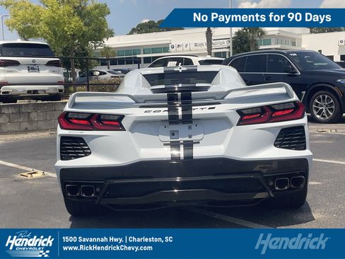 Used 2022 Chevrolet Corvette Stingray Convertible w/ Z51 Performance Package RWD image 1
