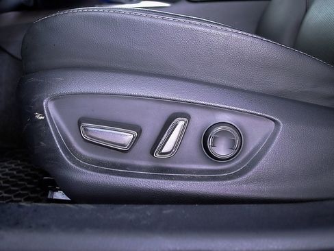 Used 2023 Toyota Camry XSE FWD image 16