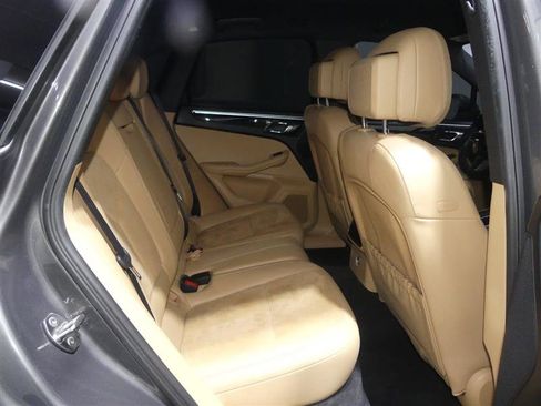 Used 2016 Porsche Macan S AWD/4WD image 28