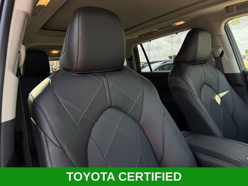 Certified 2026 Toyota Highlander Platinum AWD/4WD image 28
