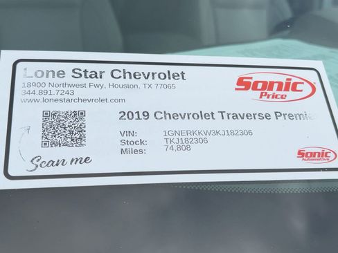 Certified 2019 Chevrolet Traverse Premier w/ Driver Confidence II Package image 32