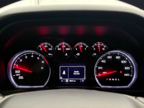 Used 2023 Chevrolet Silverado 1500 Custom AWD/4WD image 33