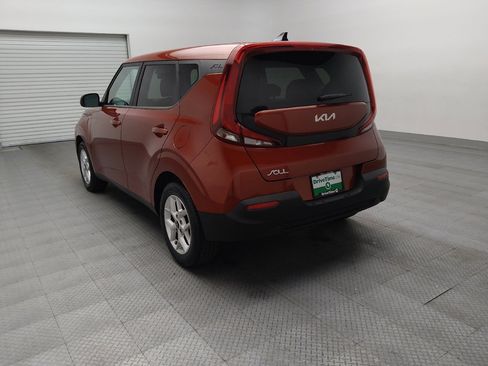 Used 2022 Kia Soul LX w/ Technology Package image 5
