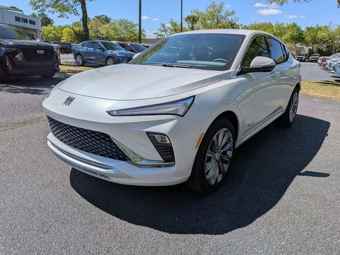New 2026 Buick Envista Avenir FWD image 8