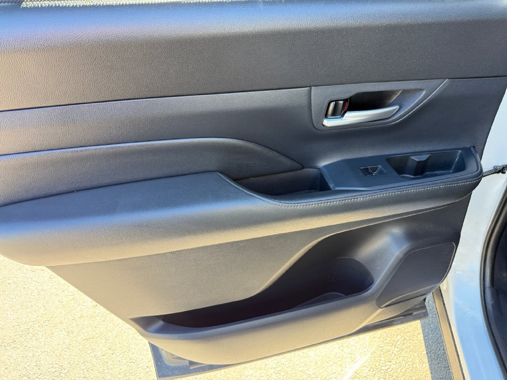 Used 2025 Toyota Grand Highlander AWD image 27