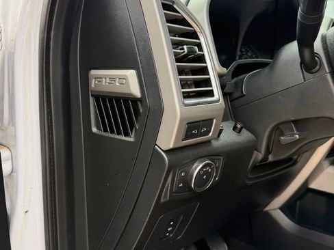 Used 2016 Ford F150 Lariat image 14