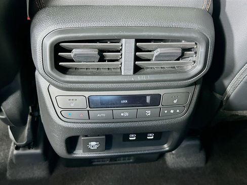 Certified 2026 Honda Pilot TrailSport image 26