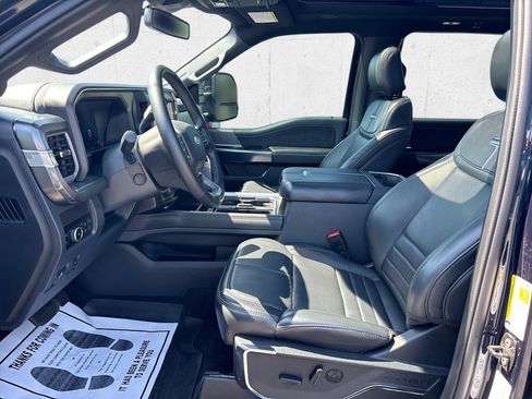 Used 2025 Ford F250 Platinum AWD/4WD image 26