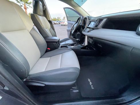Used 2013 Toyota RAV4 Limited FWD image 28