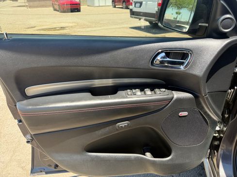 Used 2016 Dodge Durango R/T w/ Blacktop Package RWD image 13