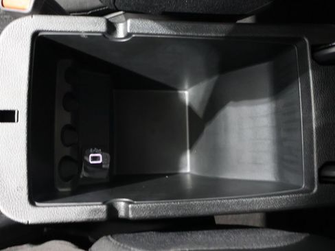 Certified 2021 Jeep Cherokee Latitude Lux w/ Comfort/Convenience Group image 38