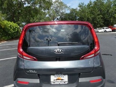 Used 2020 Kia Soul LX FWD image 12