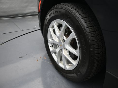 Certified 2022 Chevrolet Equinox LS w/ LS Convenience Package AWD/4WD image 32