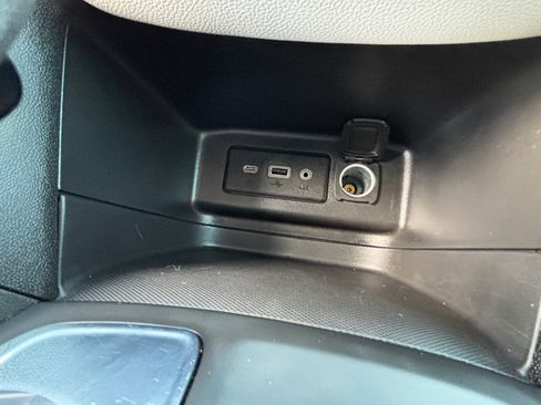 Used 2023 Chevrolet Equinox LS w/ LS Convenience Package FWD image 14