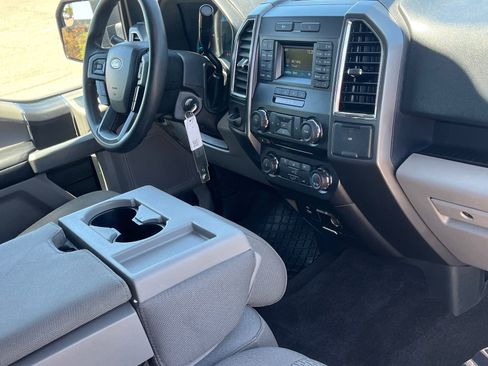 Used 2017 Ford F150 XLT RWD image 9