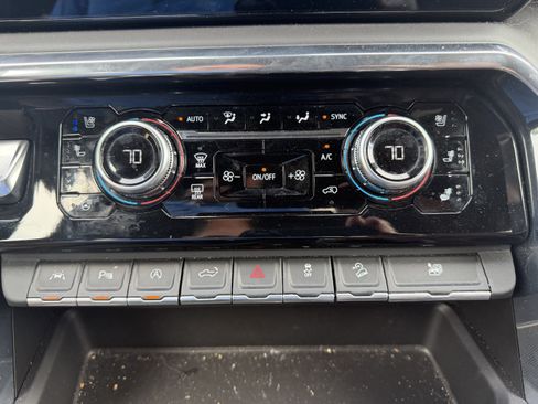 Used 2024 GMC Sierra 1500 Denali Ultimate AWD/4WD image 17