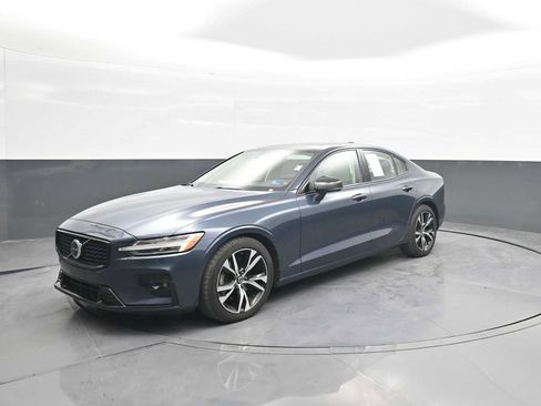 Used 2024 Volvo S60 B5 Plus AWD/4WD image 4