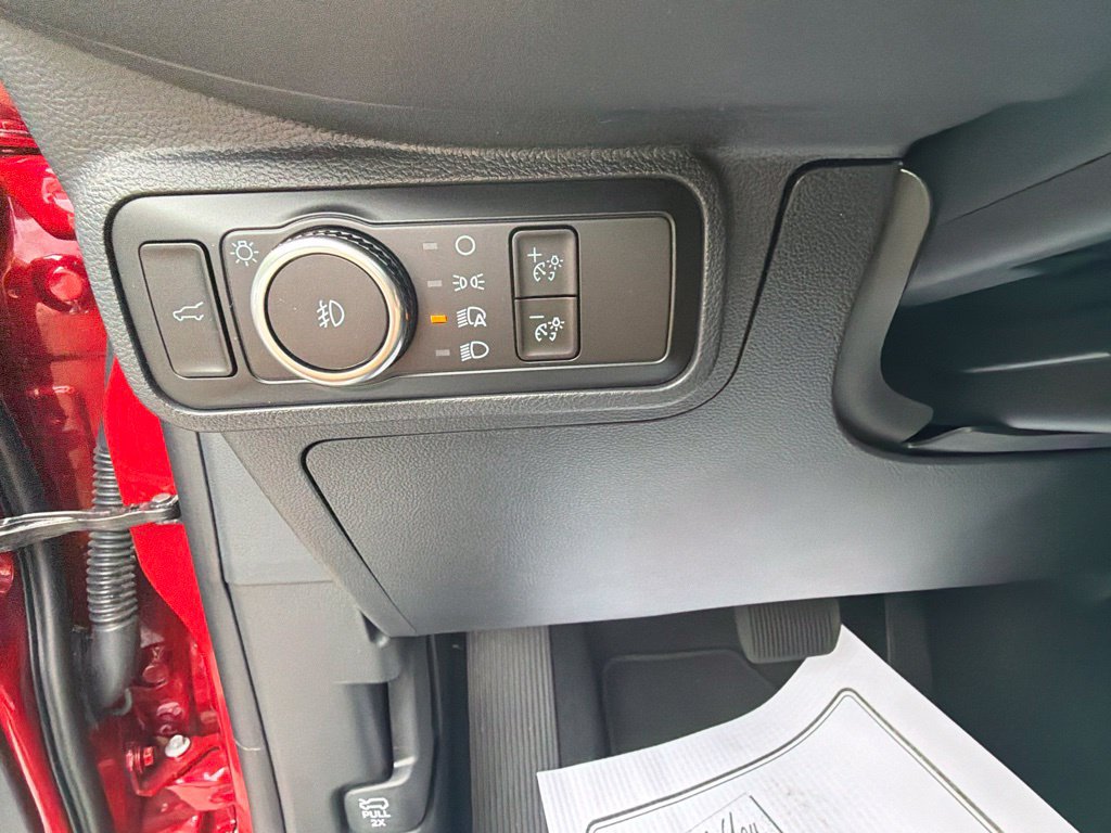 Used 2026 Ford Explorer ST-Line w/ Premium Package RWD image 17