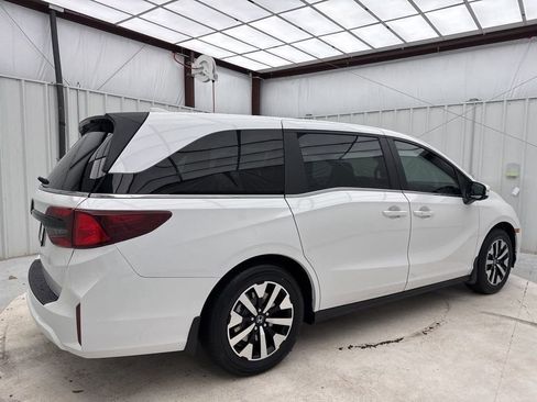 New 2026 Honda Odyssey EX-L image 14
