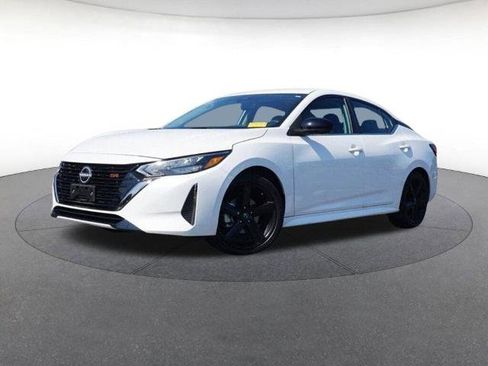 Certified 2024 Nissan Sentra SR image 2