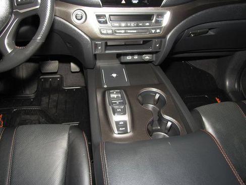 Certified 2025 Honda Ridgeline TrailSport image 16