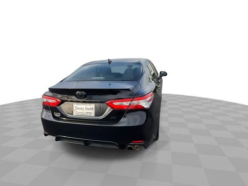 Used 2020 Toyota Camry SE image 7