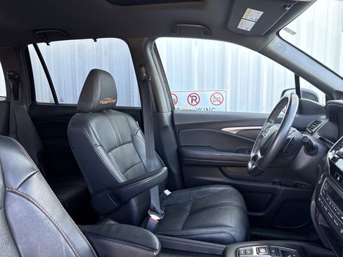 Used 2022 Honda Pilot TrailSport image 40