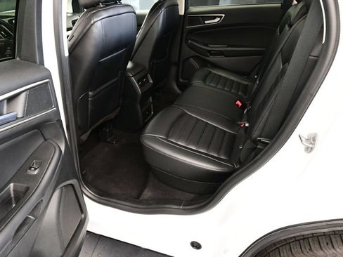 Used 2024 Ford Edge SEL AWD/4WD image 17