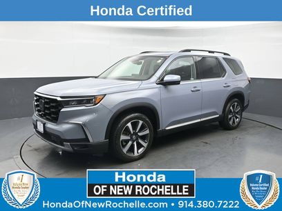 Used 2025 Honda Pilot Touring
