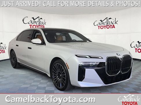 Used 2024 BMW 740i RWD image 1