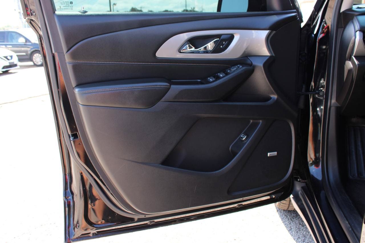 Used 2019 Chevrolet Traverse RS FWD image 15
