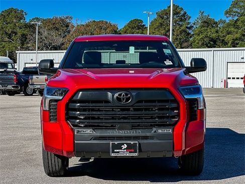 New 2026 Toyota Tundra SR5 image 3